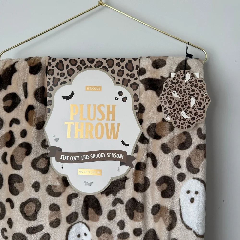 New Envogue Leopard Ghost Bats Throw Blanket 60x70 Brown Halloween Cute Spooky